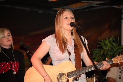 Makaylie Foodey and Melody Pool